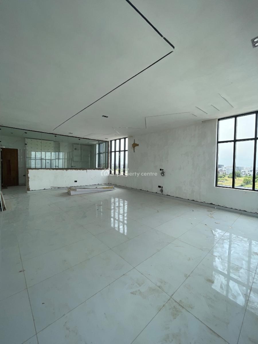 Amazing Well Finished 4 Bedroom Penthouse with City View, Spar Road, Lekki, Lagos, Block of Flats for Sale