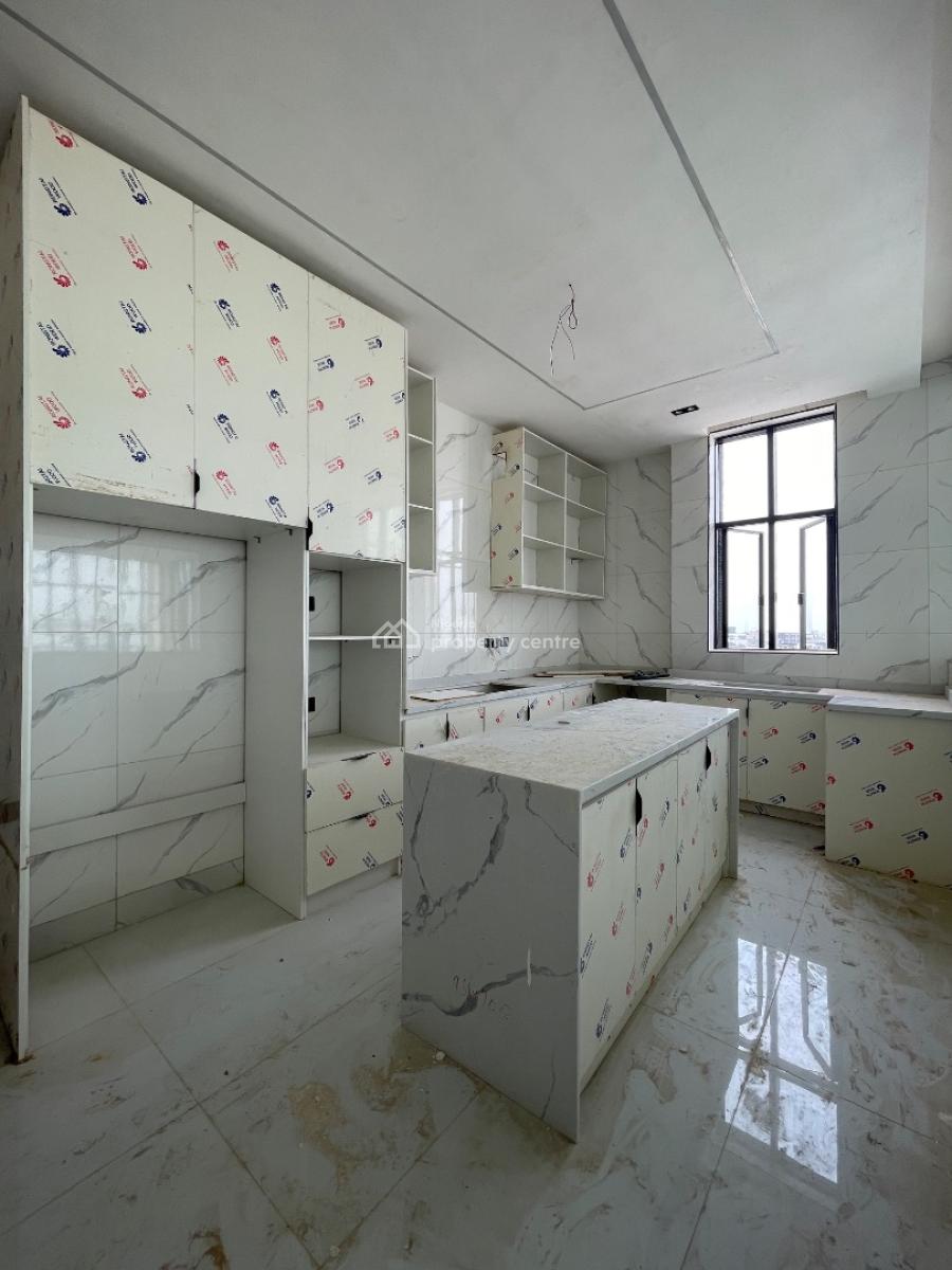 Amazing Well Finished 4 Bedroom Penthouse with City View, Spar Road, Lekki, Lagos, Block of Flats for Sale