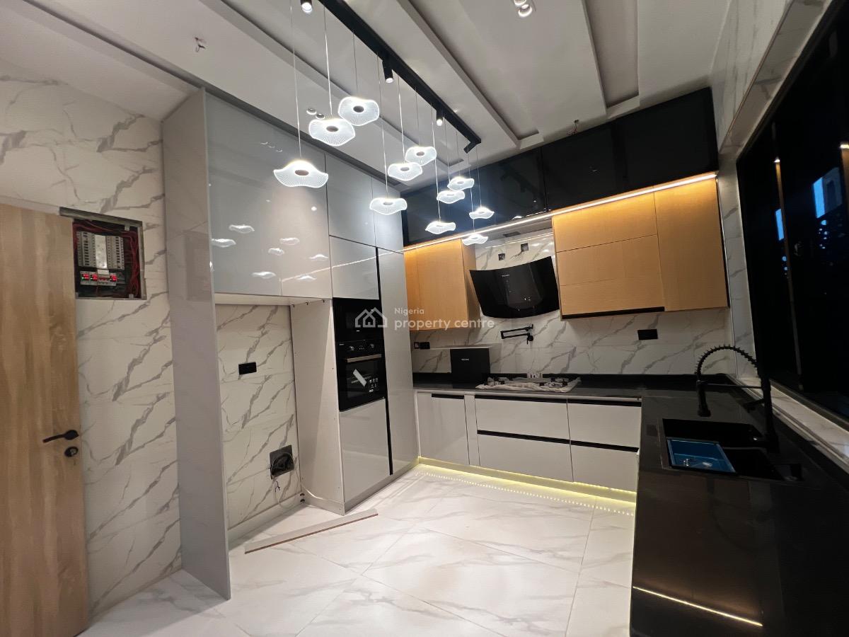 Newly Built 4bedroom Terrace House with a Room Bq, Lekki Phase 1, Lekki, Lagos, Terraced Duplex for Rent