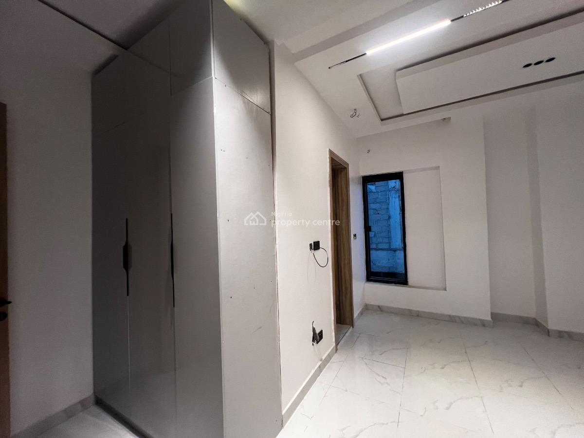 Newly Built 4bedroom Terrace House with a Room Bq, Lekki Phase 1, Lekki, Lagos, Terraced Duplex for Rent