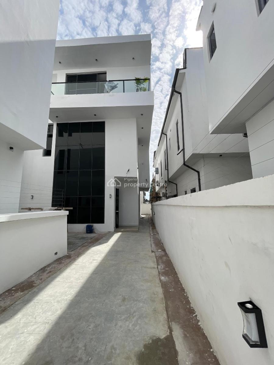 Lovely 4 Bedroom Semi Detached Duplex with Bq in a Well Secured Estate, Ikate, Lekki, Lagos, Semi-detached Duplex for Sale
