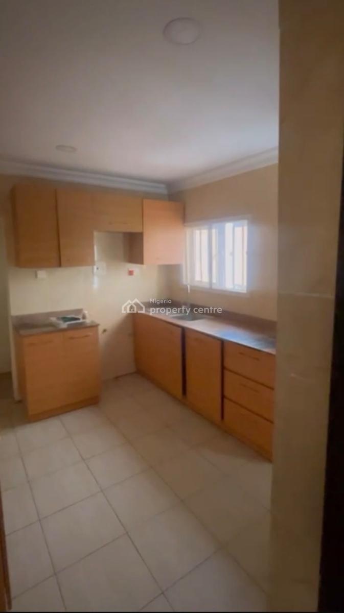 2 Bedroom Apartment, Igboefon, Lekki Expressway, Lekki, Lagos, Flat / Apartment for Rent