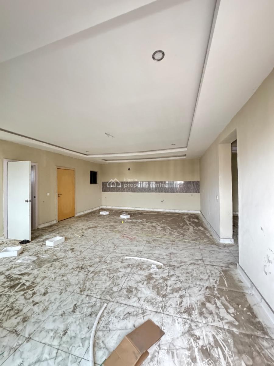 Lovely 2 Bedroom Apartment, Ogunlana, Surulere, Lagos, Flat / Apartment for Rent