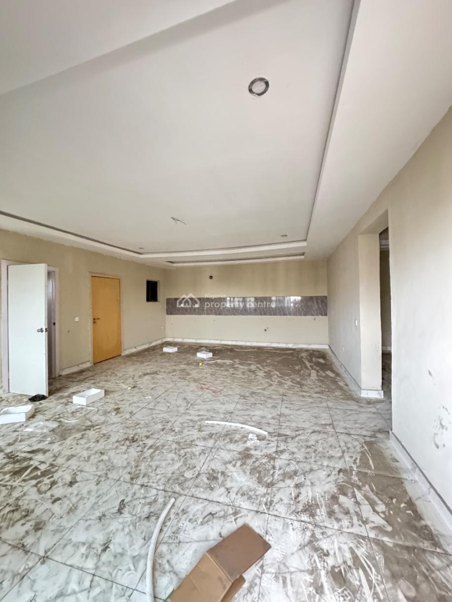 Lovely 2 Bedroom Apartment, Ogunlana, Surulere, Lagos, Flat / Apartment for Rent