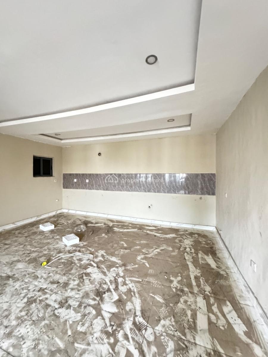 Lovely 2 Bedroom Apartment, Ogunlana, Surulere, Lagos, Flat / Apartment for Rent