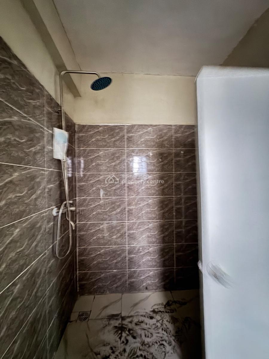 Beautifully Constructed 3 Bedroom Apartments, Ogunlana, Surulere, Lagos, Flat / Apartment for Rent