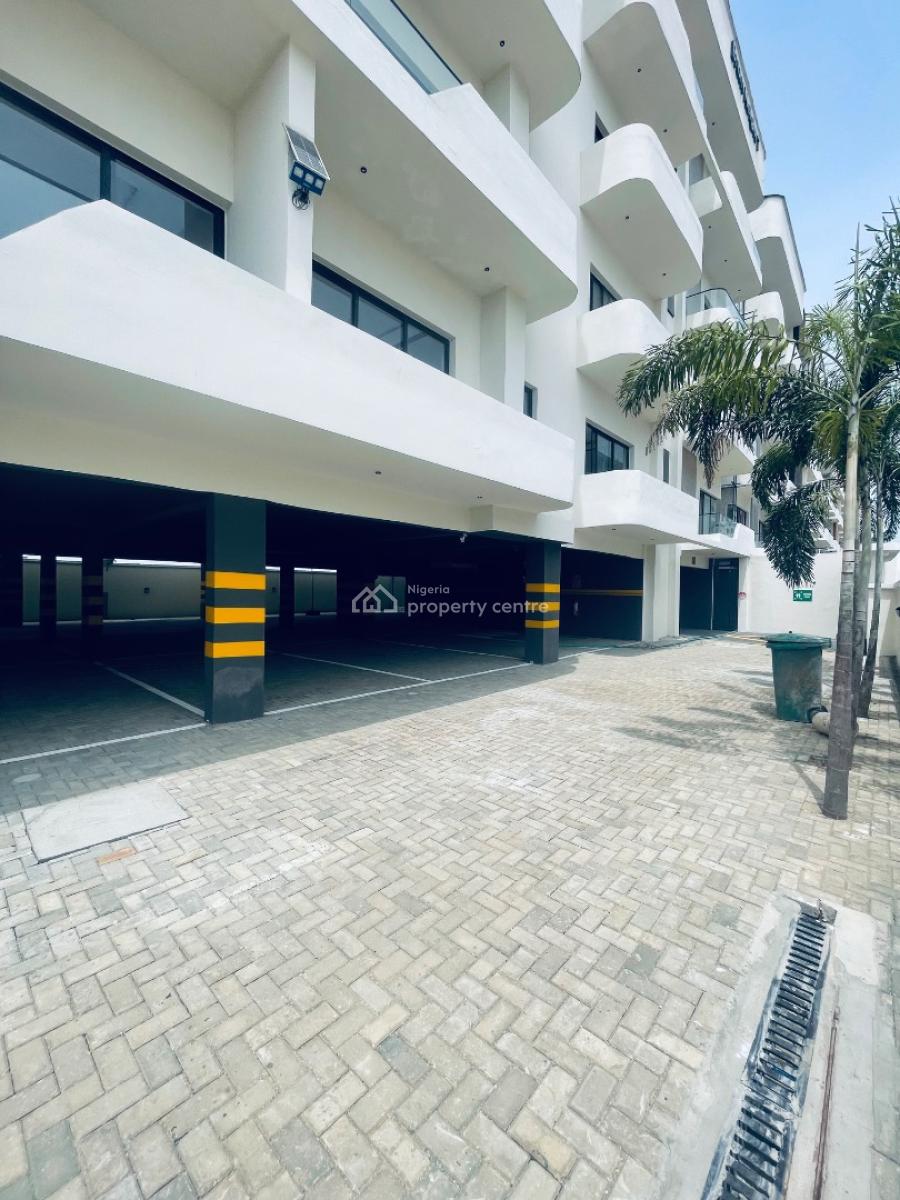 Luxurious 2 Bedroom Apartment, Lekki Phase 1, Lekki, Lagos, Flat / Apartment for Sale