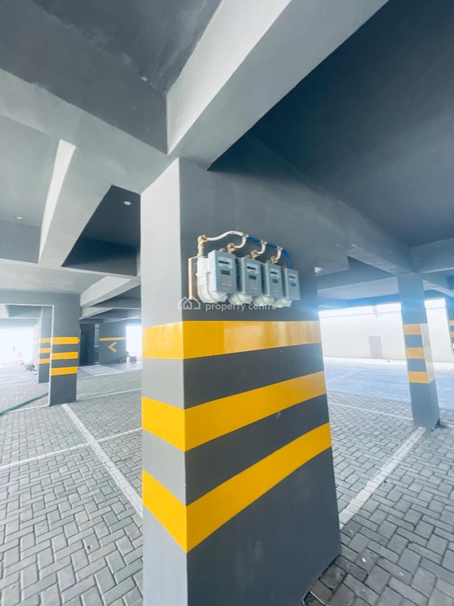 Luxurious 2 Bedroom Apartment, Lekki Phase 1, Lekki, Lagos, Flat / Apartment for Sale