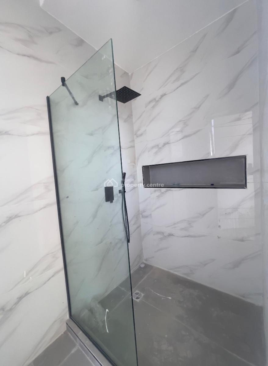 Masterpiece 2 Bedroo Serviced Apartment, Lekki Phase 1, Lekki, Lagos, Flat / Apartment for Sale