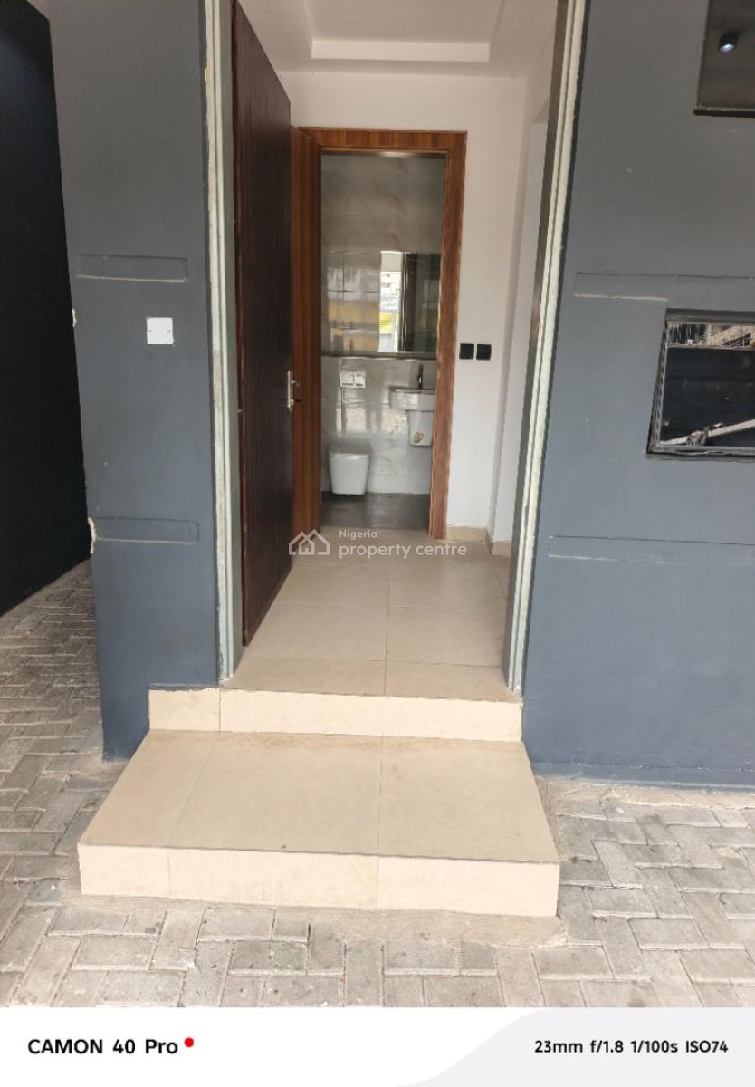 3 Bedroom Semi Detached Terrace, Off Ajose Adeogun Street, Victoria Island (vi), Lagos, House for Rent