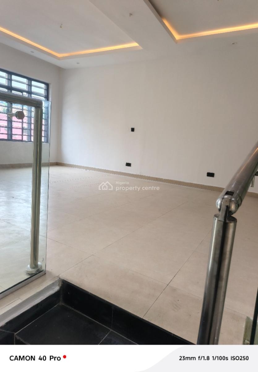 3 Bedroom Semi Detached Terrace, Off Ajose Adeogun Street, Victoria Island (vi), Lagos, House for Rent