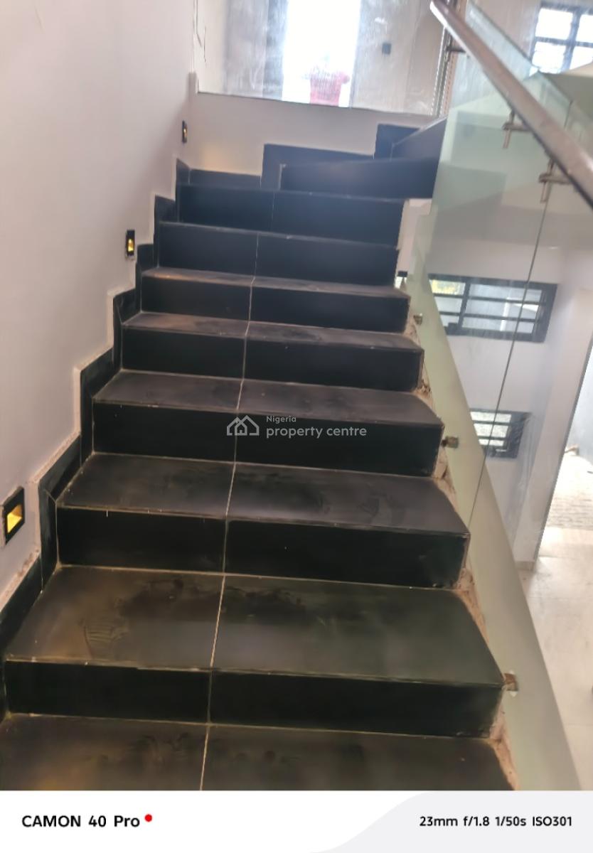 3 Bedroom Semi Detached Terrace, Off Ajose Adeogun Street, Victoria Island (vi), Lagos, House for Rent