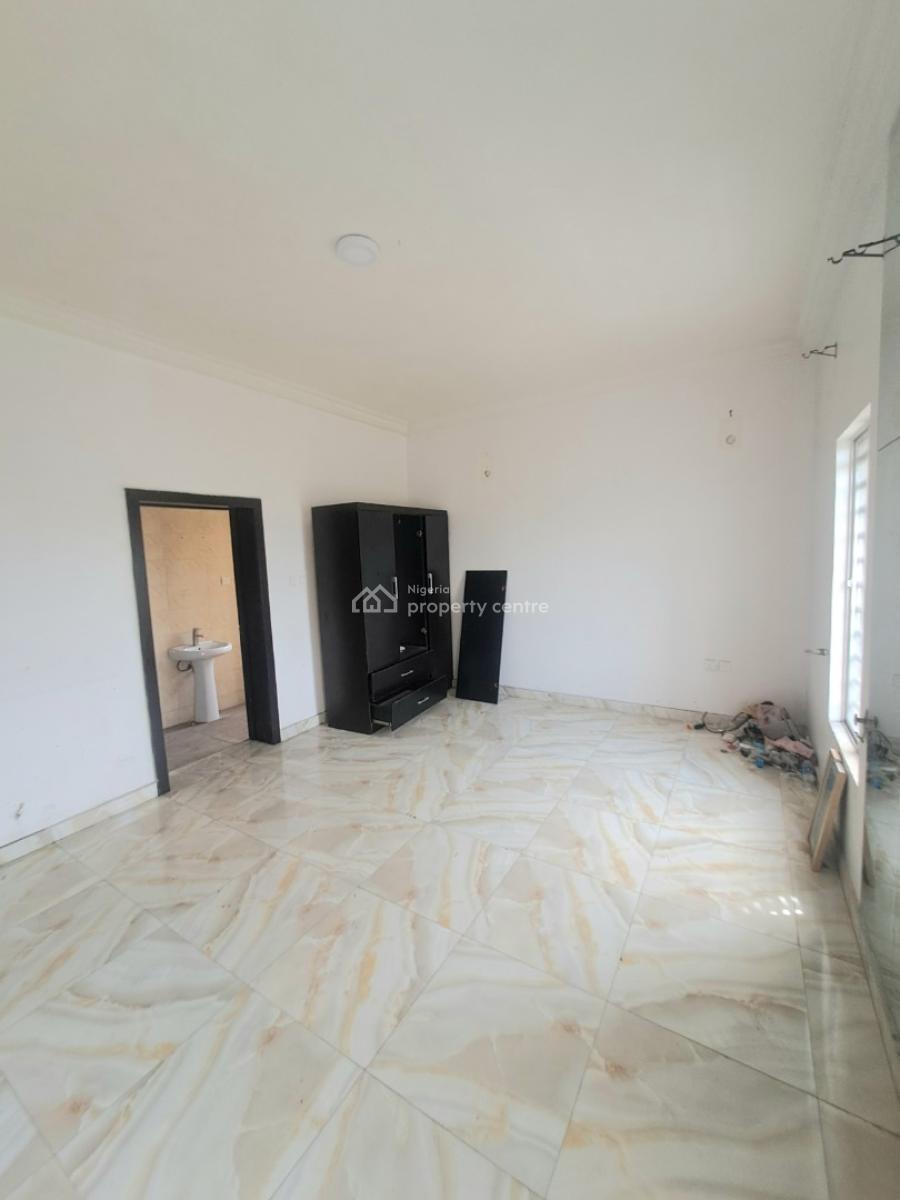 Well Built 2 Bedroom Apartment with Bq, Abraham Adesanya, Ajah, Lagos, Flat / Apartment for Rent