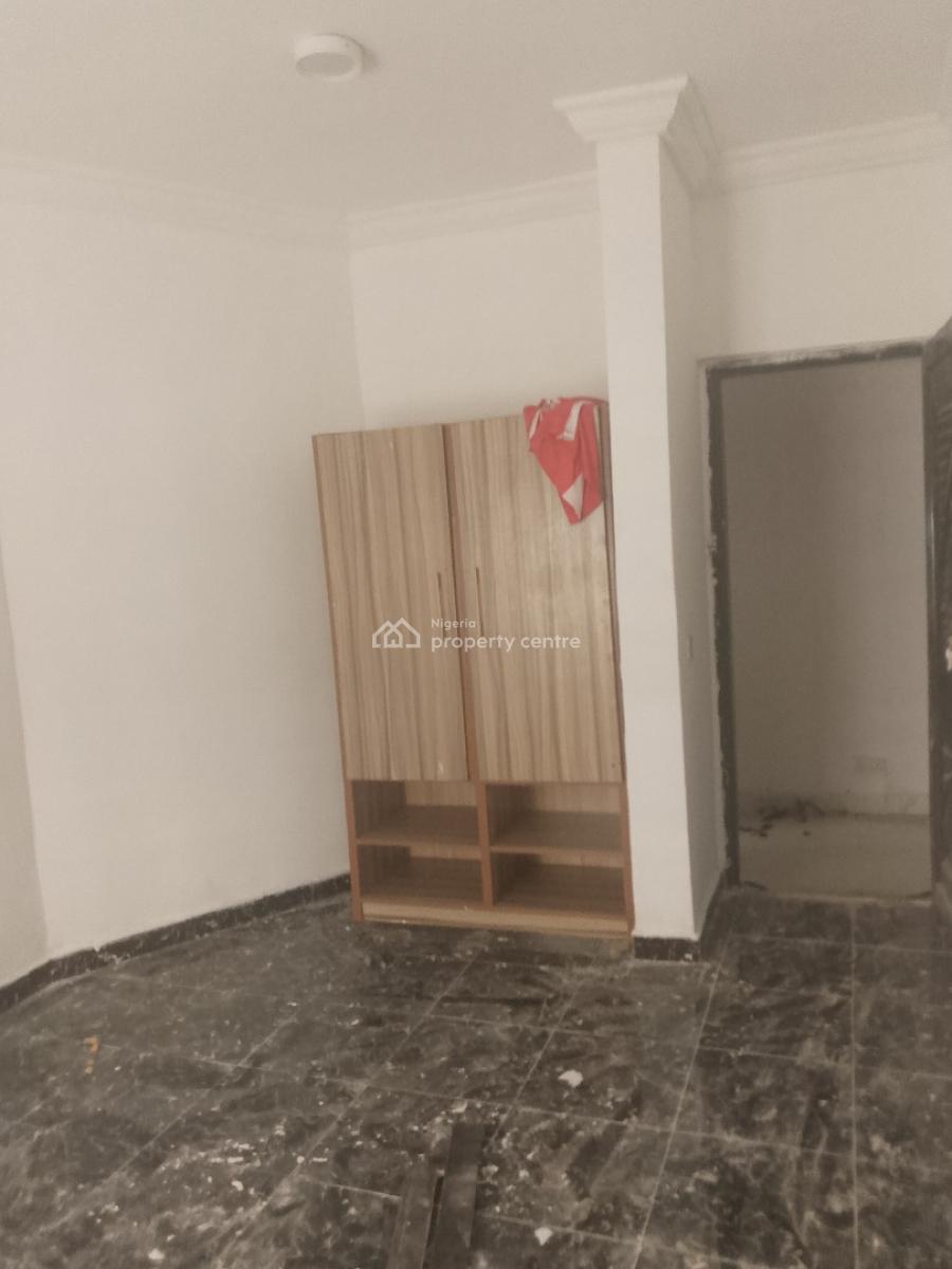 Very Spacious and Newly Renovated 3 Bedroom, Ikota Gra Extension/ilaje Mobile Road, Ajah, Lagos, Flat / Apartment for Rent