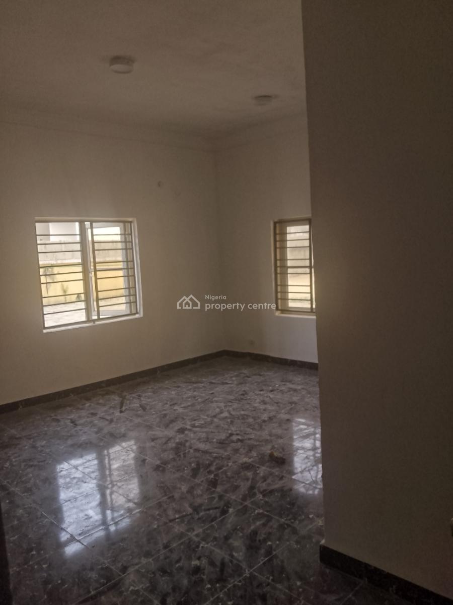 Very Spacious and Newly Renovated 3 Bedroom, Ikota Gra Extension/ilaje Mobile Road, Ajah, Lagos, Flat / Apartment for Rent