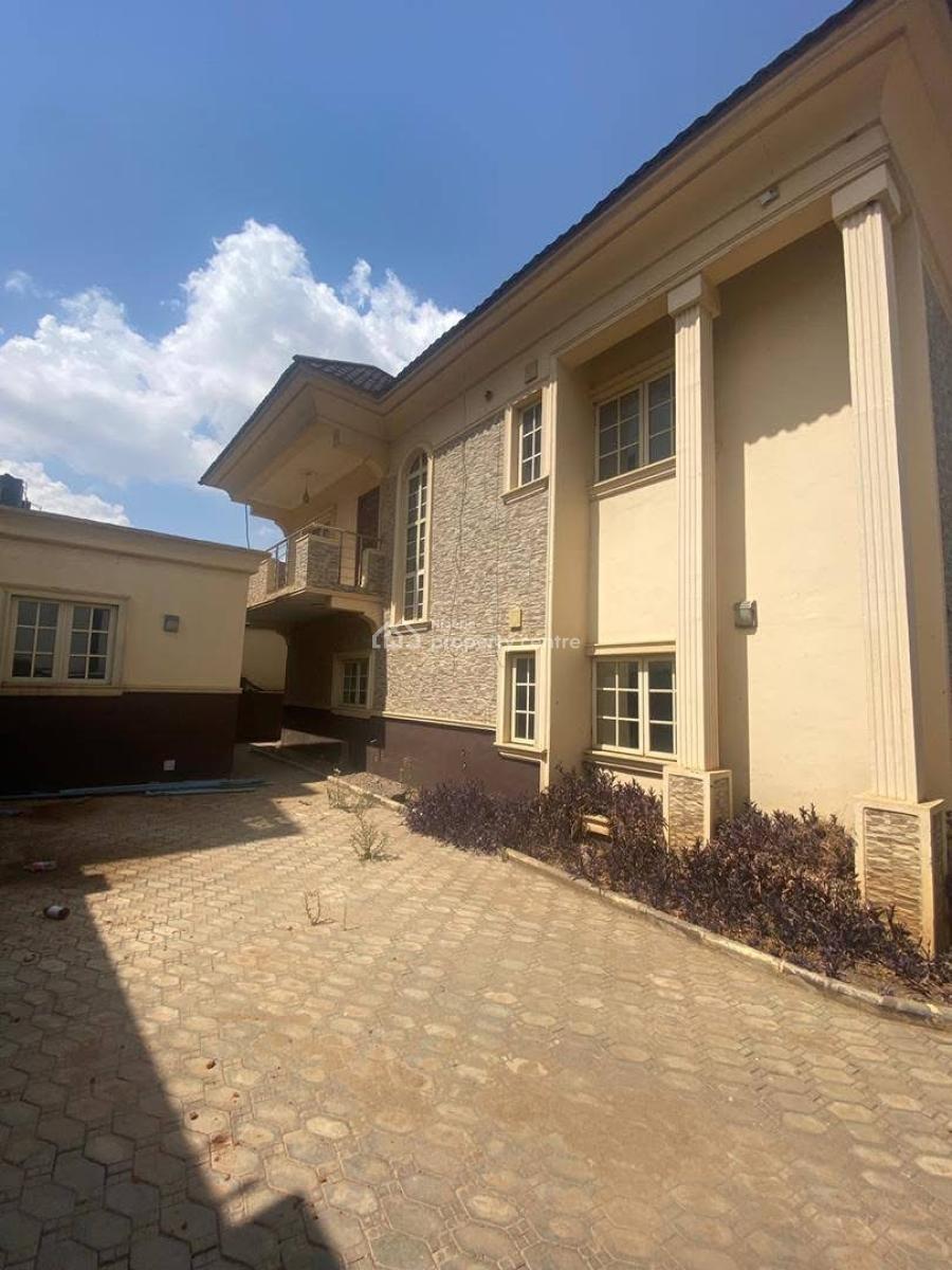 Exquisite 4 Bedrooms Spacious Semi Detached Duplex,bq,nice Environment, Secured Neighborhood, Off 7th Avenue, Gwarinpa, Abuja, Semi-detached Duplex for Sale