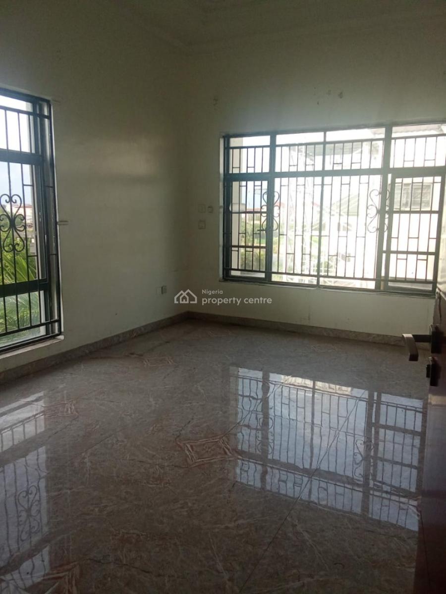 Premium 4 Bedroom Duplex with Bq in a Prestigious Serviced Estate, Jakande (along Shoprite Road Before Pinnock Estate), Lekki, Lagos, Terraced Duplex for Rent