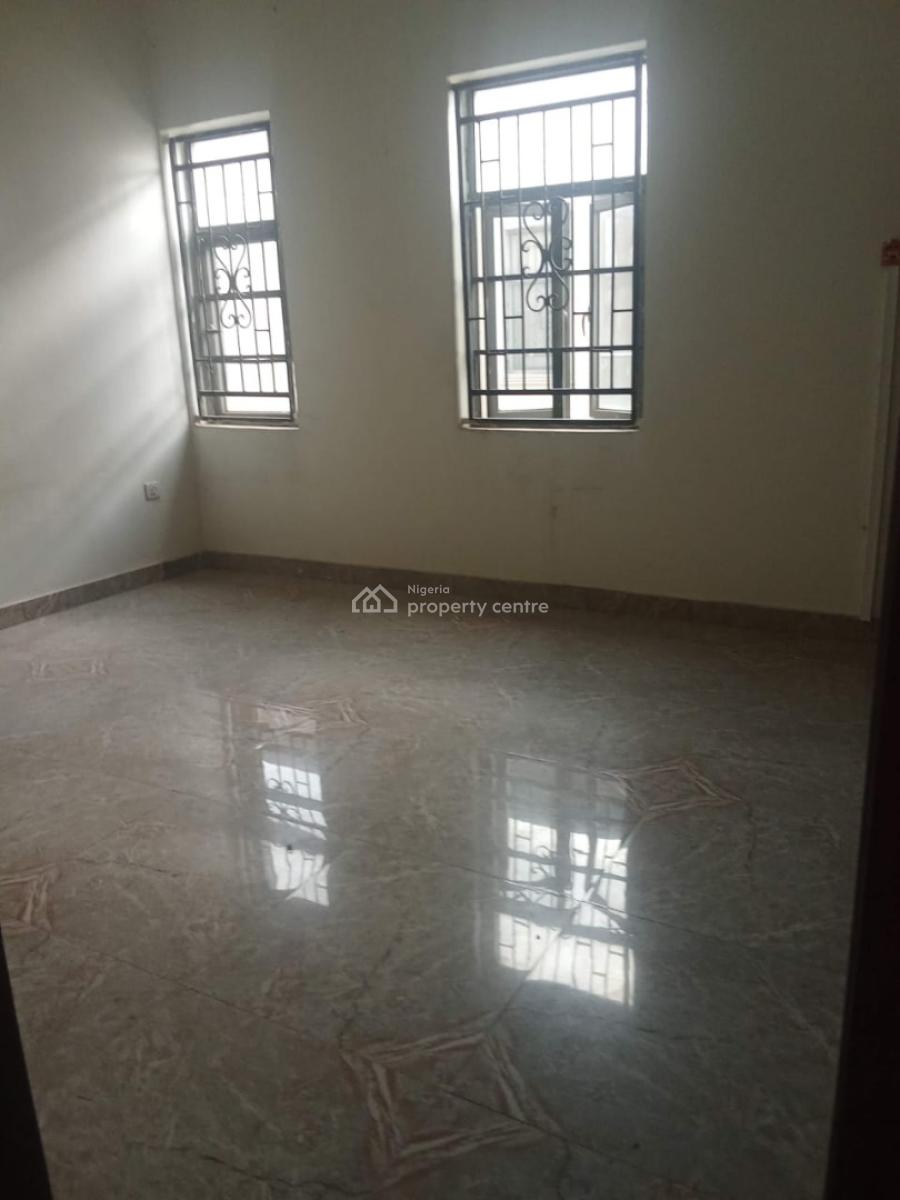 Premium 4 Bedroom Duplex with Bq in a Prestigious Serviced Estate, Jakande (along Shoprite Road Before Pinnock Estate), Lekki, Lagos, Terraced Duplex for Rent