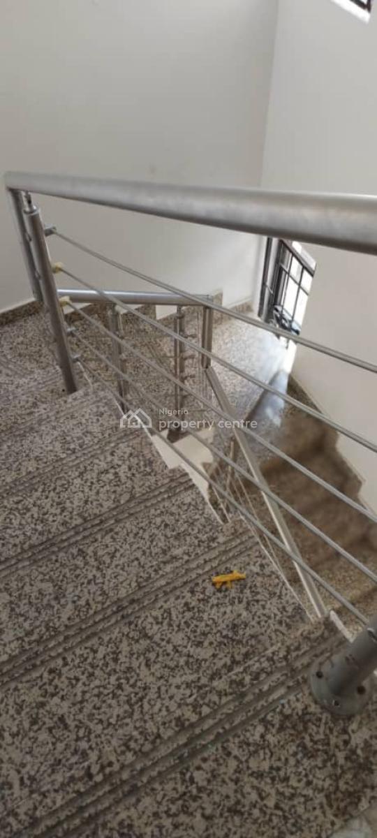 Affordable 4 Bedroom Duplex in a Prestigious Serviced Estate, Jakande (along Shoprite Road Before Pinnock Estate), Lekki, Lagos, Terraced Duplex for Rent