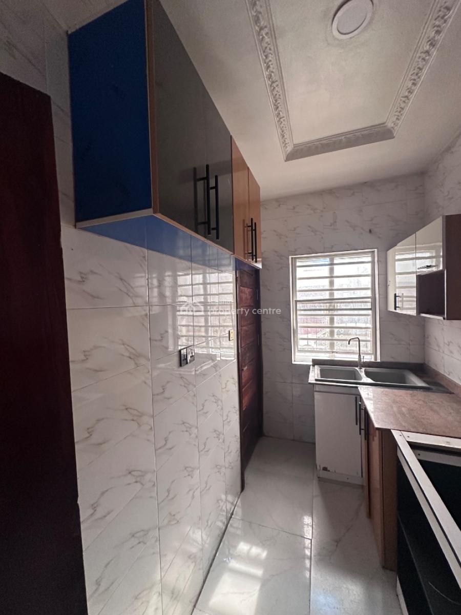 Luxury 2 Bedroom Apartment, Road 1, Ologolo, Lekki, Lagos, Flat / Apartment for Rent