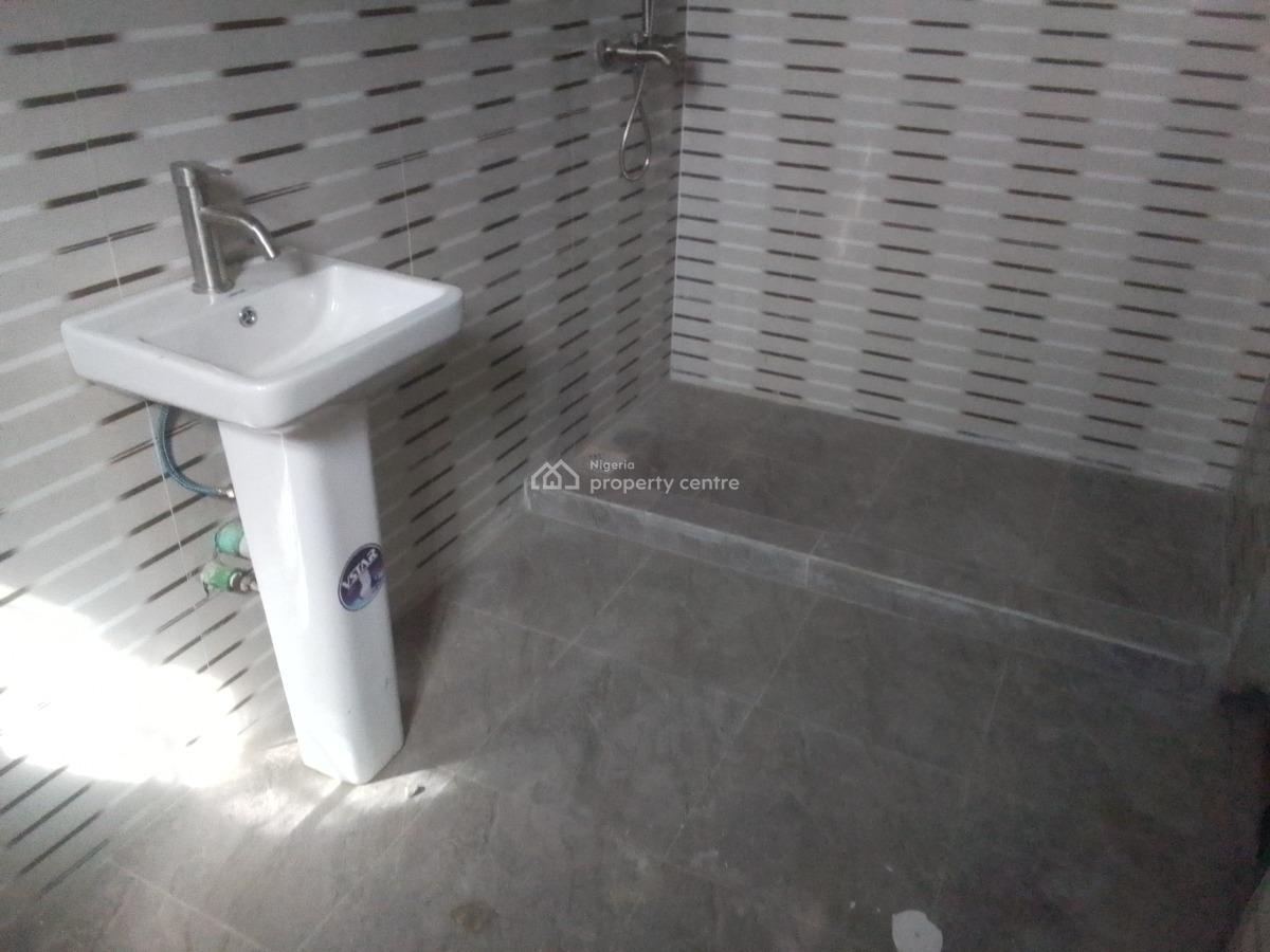 Newly Buildt Spacious Luxury 3 Bedroom Flat with Excellent Features, Alabeko, Sangotedo, Ajah, Lagos, Flat / Apartment for Rent