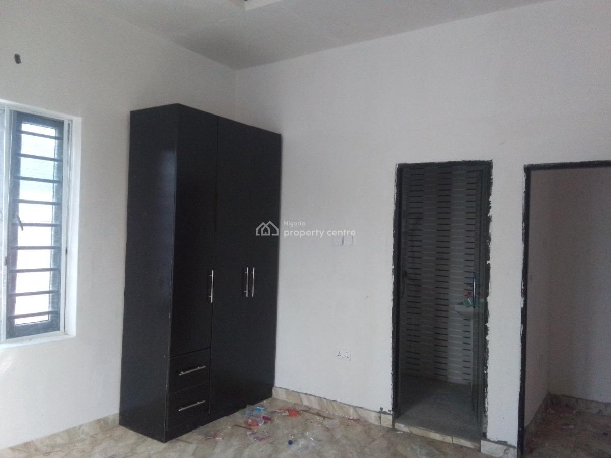 Newly Buildt Spacious Luxury 3 Bedroom Flat with Excellent Features, Alabeko, Sangotedo, Ajah, Lagos, Flat / Apartment for Rent
