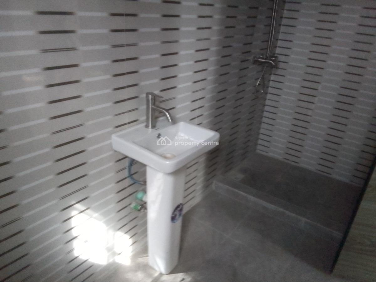 Newly Buildt Spacious Luxury 3 Bedroom Flat with Excellent Features, Alabeko, Sangotedo, Ajah, Lagos, Flat / Apartment for Rent