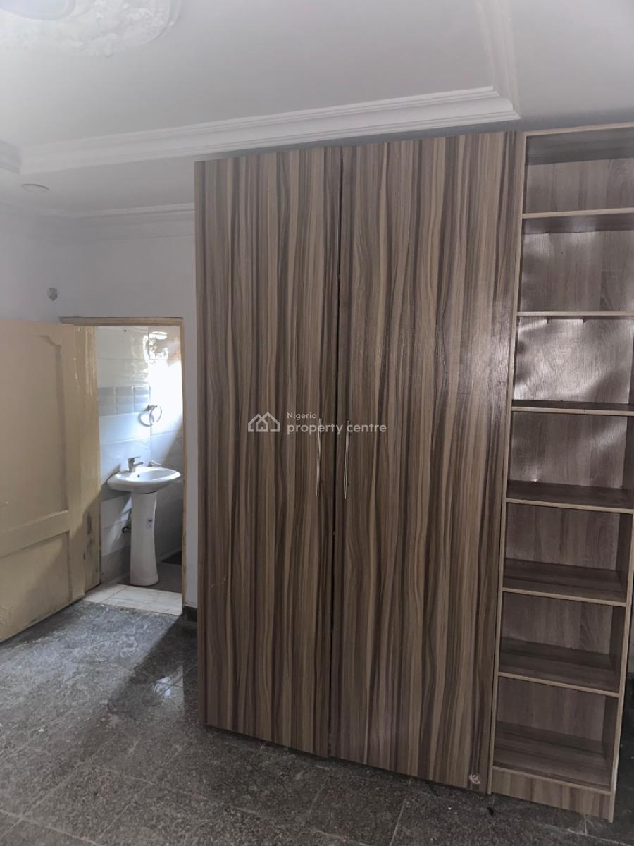 Spacious 2 Bedroom Apartment, Whitesand Beach Estate, Ologolo, Lekki, Lagos, Flat / Apartment for Rent
