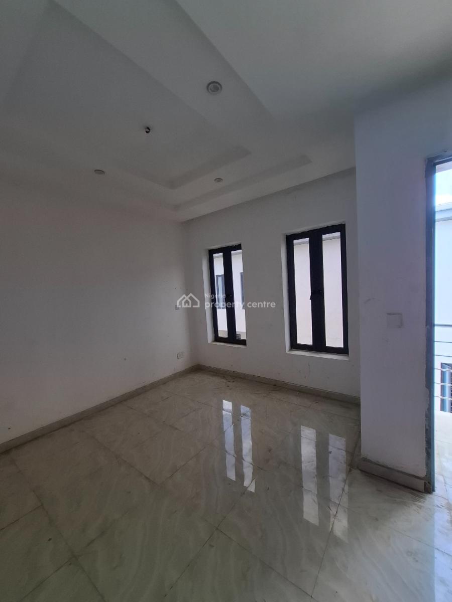 Luxury 4 Bedroom Terrace with Bq in a Serviced Estate, Platinum Way, Osapa, Lekki, Lagos, Terraced Duplex for Rent