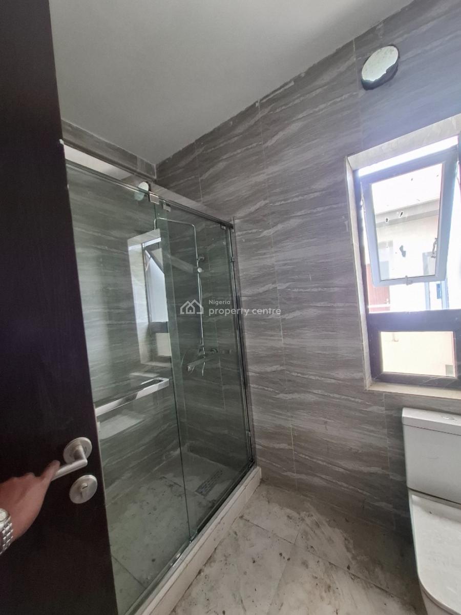 Luxury 4 Bedroom Terrace with Bq in a Serviced Estate, Platinum Way, Osapa, Lekki, Lagos, Terraced Duplex for Rent