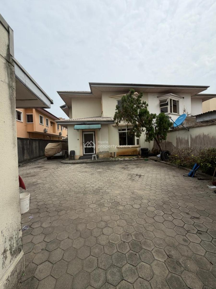 a 4 Bedroom Semi-detached Building, Lekki Phase 1, Lekki, Lagos, Semi-detached Duplex for Rent