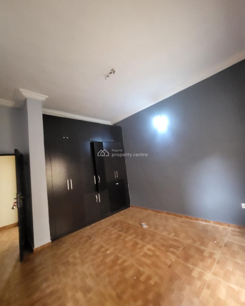 Luxurious Massive 3 Bedroom Flat, By American International School, Durumi, Abuja, Flat / Apartment for Rent