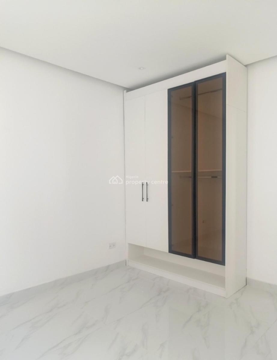 Elegant Newly Built 1bedroom Apartment in a Secure Estate, Lekki Right, Lekki, Lagos, Flat / Apartment for Sale