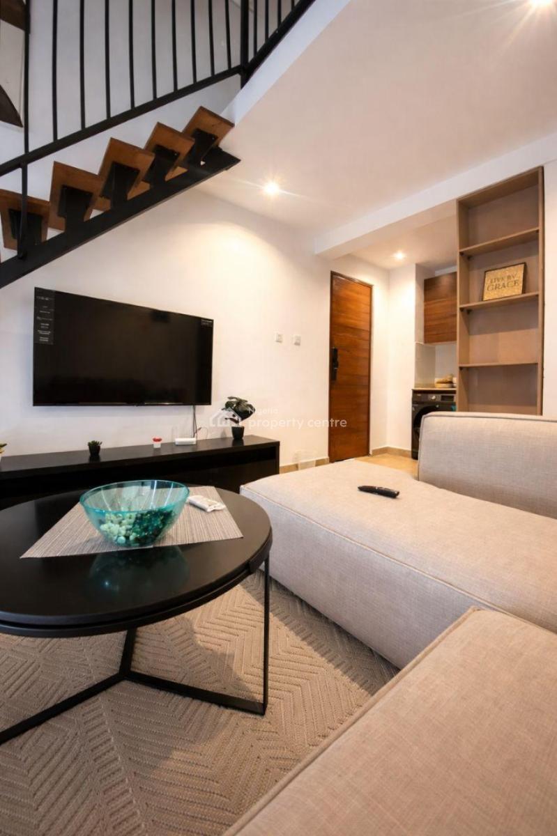 Luxury Serviced Studio Apartment with Housekeeping Services, Smart Lock,visitors Rest Room, Yaba, Lagos, Flat / Apartment Short Let