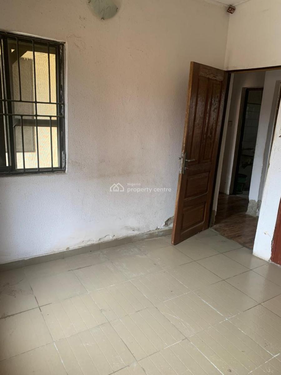 2 Bedroom Bungalow, Abraham Adesanya Estate, Ajah, Lagos, Terraced Bungalow for Rent