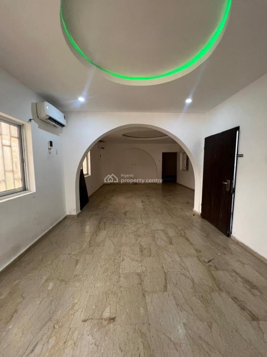 Lovely Spacious 2 Bedroom Apartment in a Secure Estate, Victoria Island (vi), Lagos, Flat / Apartment for Rent