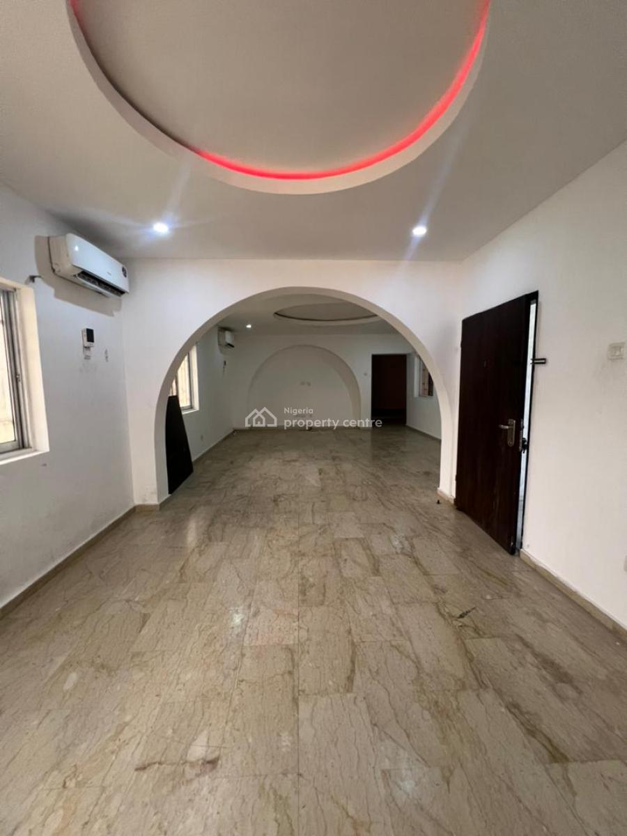 Lovely Spacious 2 Bedroom Apartment in a Secure Estate, Victoria Island (vi), Lagos, Flat / Apartment for Rent
