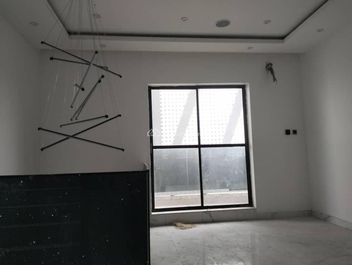 2 Wing of 5 Bedroom  Semi-detach Duplex, Lekki Phase 1, Lekki, Lagos, Semi-detached Duplex for Sale