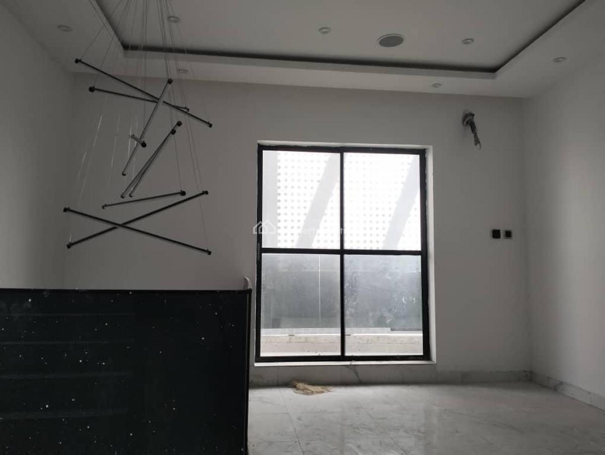 2 Wing of 5 Bedroom  Semi-detach Duplex, Lekki Phase 1, Lekki, Lagos, Semi-detached Duplex for Sale