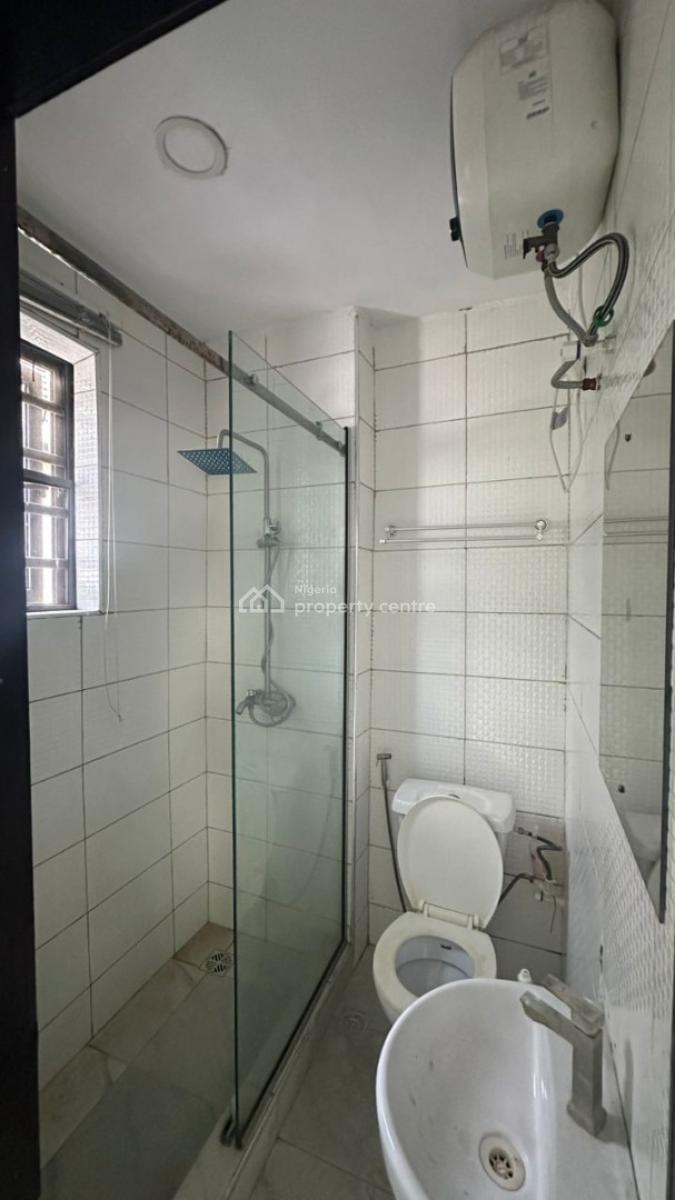 Comfort 1 Bedroom Flat, Chevron, Lekki Phase 2, Lekki, Lagos, Mini Flat (room and Parlour) for Rent