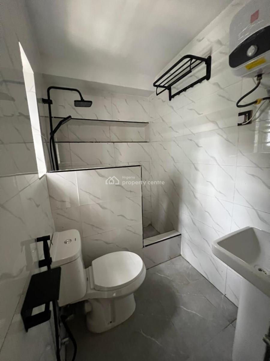 Exquisite Spacious 3 Bedroom Detached Bungalow in a Secure Estate, Abraham Adesanya, Ajah, Lagos, Detached Bungalow for Rent