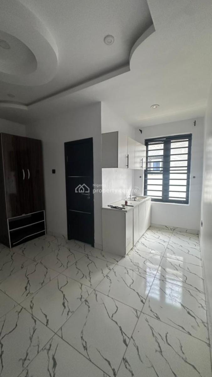 Studio Selfcontain, Chevron, Lekki Phase 2, Lekki, Lagos, Self Contain (single Rooms) for Rent