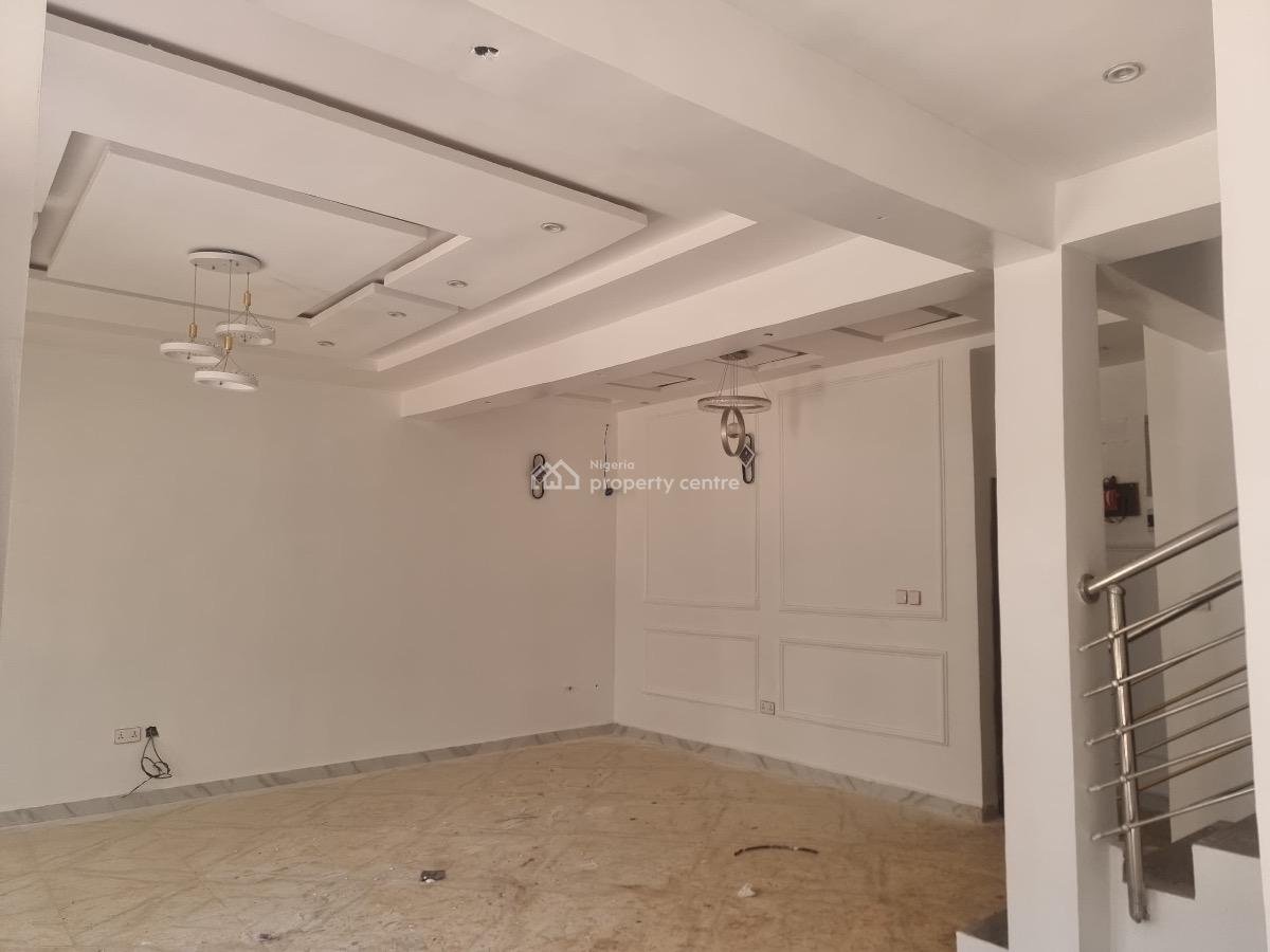 Luxury Spacious Brand New 4 Bedroom Duplex, Behind Dunamis, Lugbe District, Abuja, Terraced Duplex for Sale