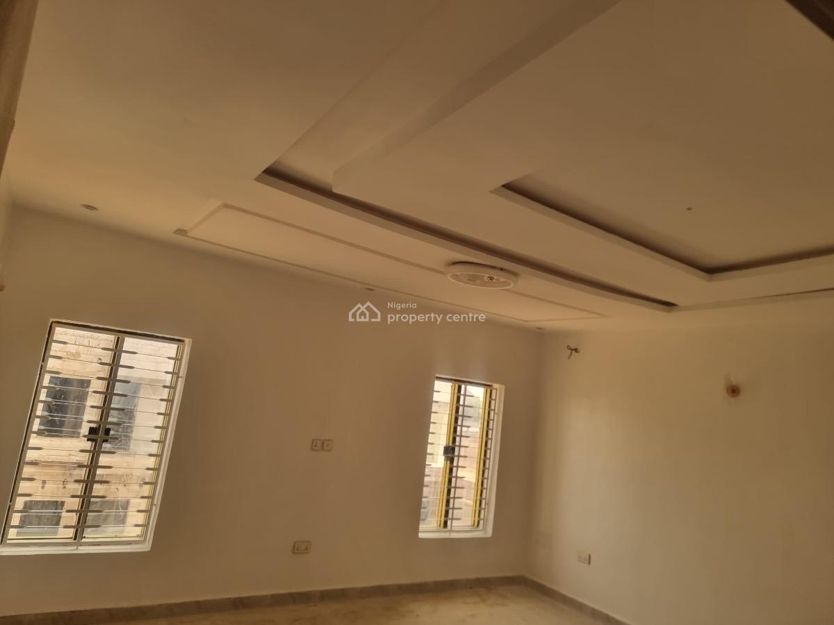 Luxury Spacious Brand New 4 Bedroom Duplex, Behind Dunamis, Lugbe District, Abuja, Terraced Duplex for Sale