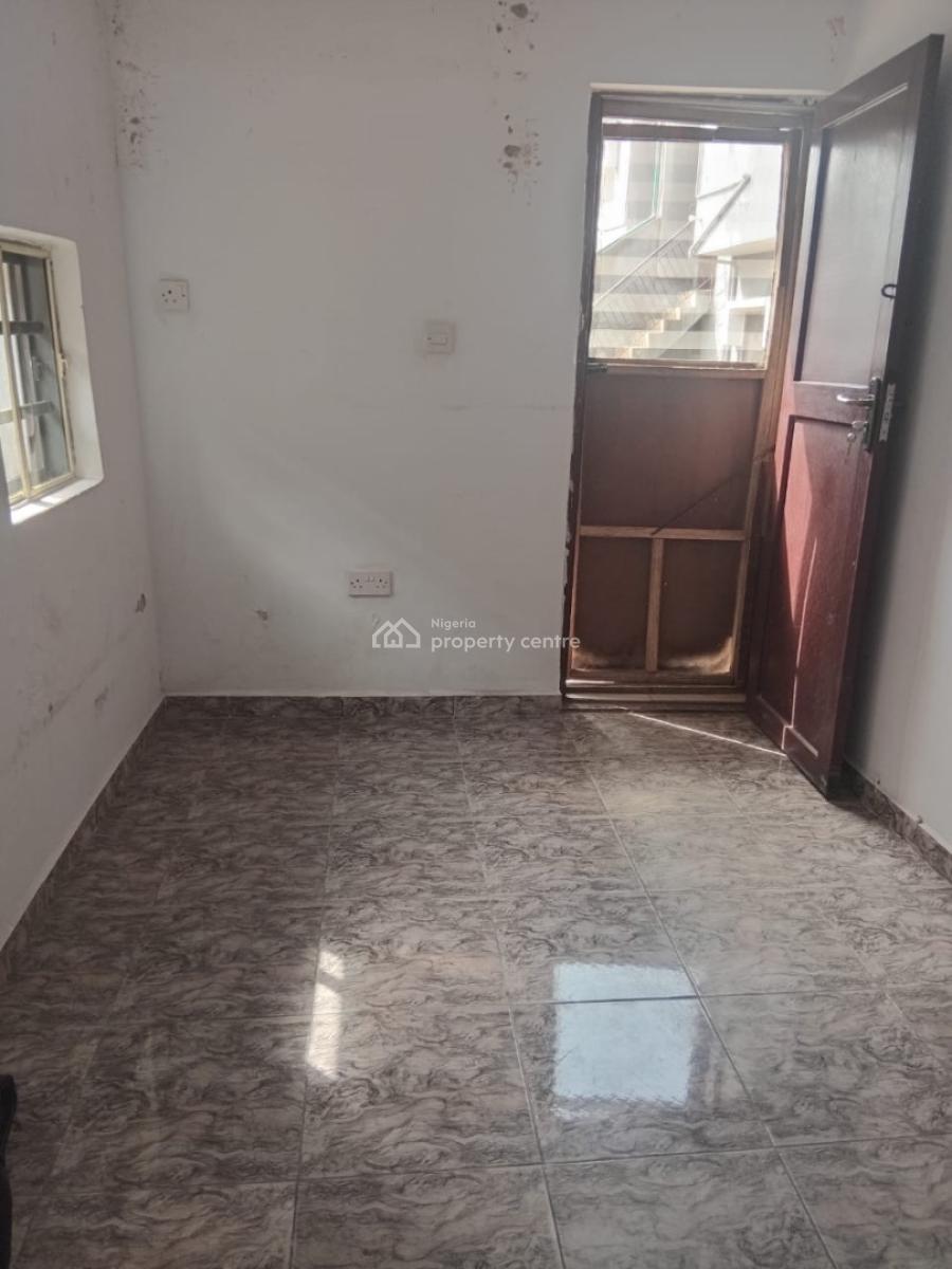 Self Contain Close to Estate Gate Upstairs, Badore, Ajah, Lagos, House for Rent