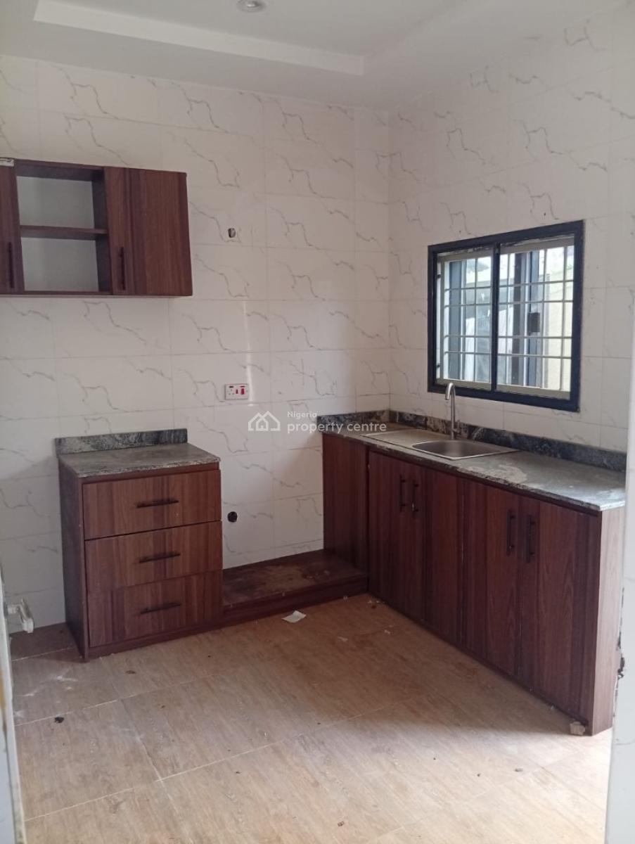 Modern Standard 2 Bedroom Apartment with 3 Toilets & Steady Electricity, Fo1 Layout, Kubwa, Abuja, House for Rent