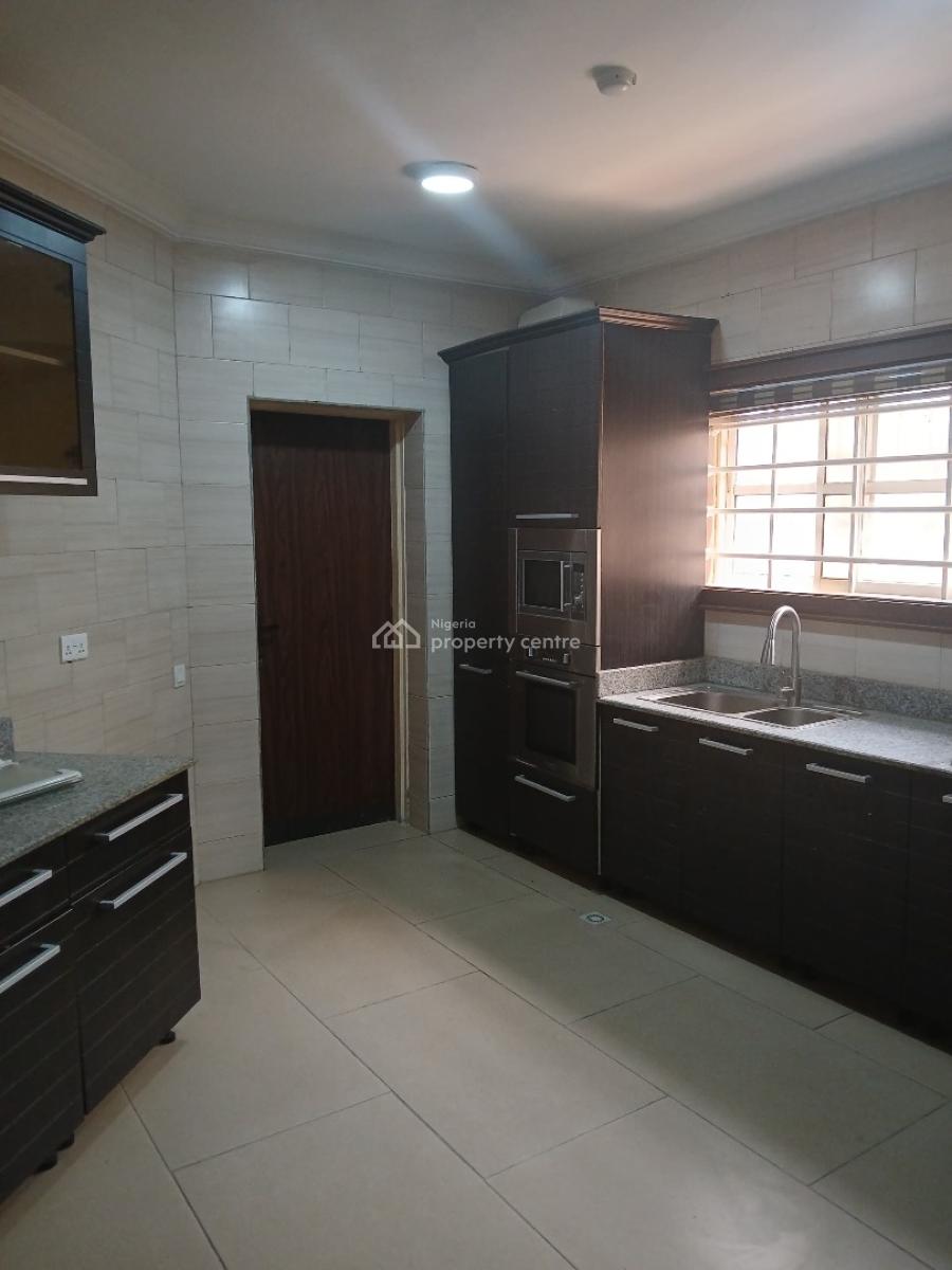 Exquisitely Finished 2 Bedroom Serviced, No.1 Ekong Okoli Street Off Mike Akhigbe Way, Jabi, Abuja, Flat / Apartment for Rent