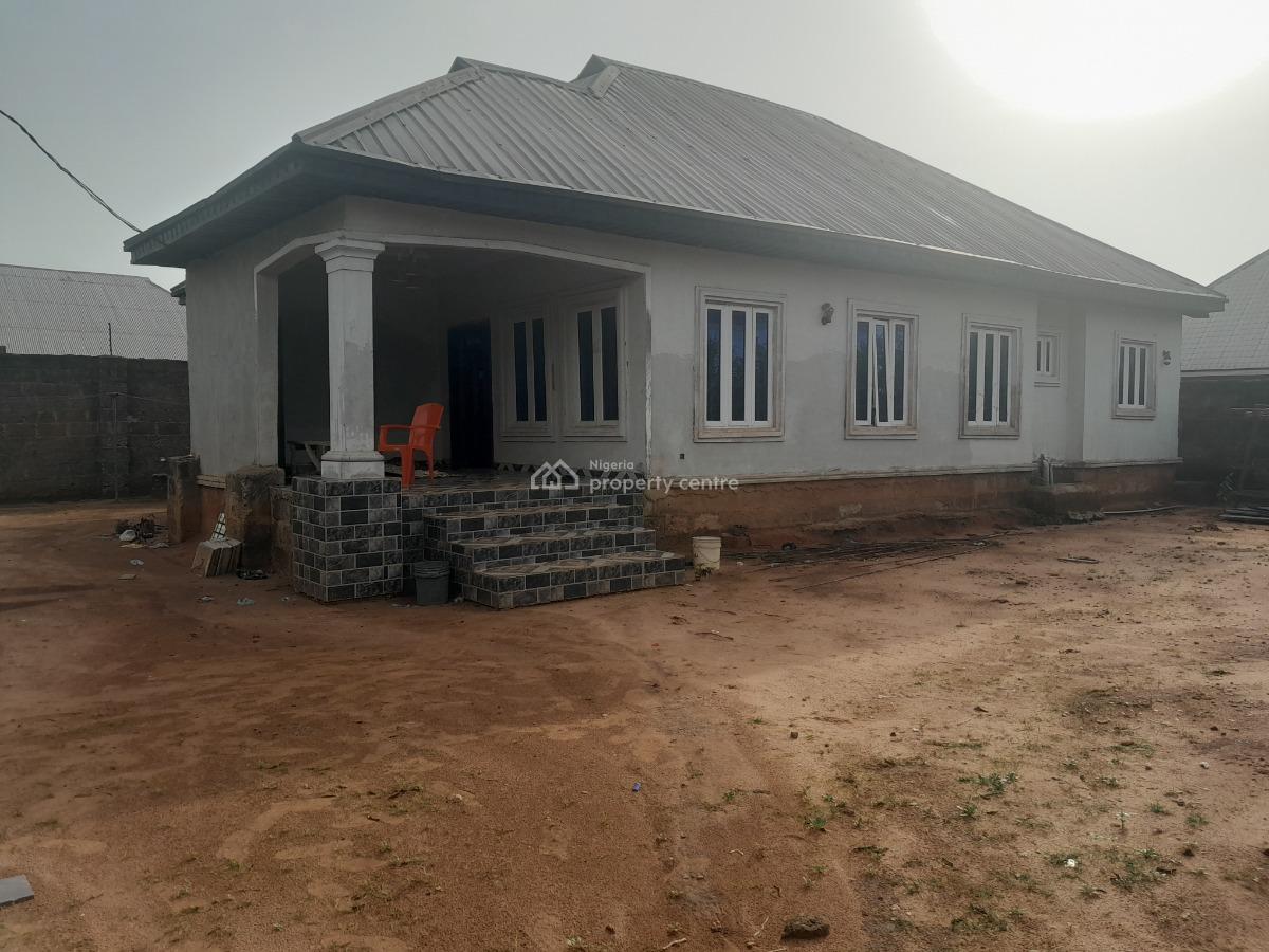 3 Masters Bedrooms Bungalow with Pop Ceiling 120ft By 80ft Land, Aruogba Community, Off Airport Road, Gra, Benin, Oredo, Edo, Terraced Bungalow for Sale