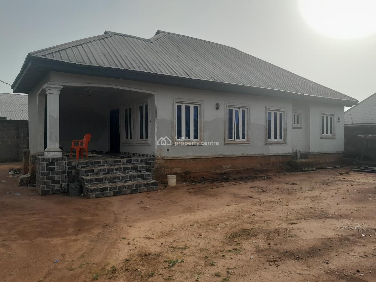 3 Masters Bedrooms Bungalow with Pop Ceiling 120ft By 80ft Land, Aruogba Community, Off Airport Road, Gra, Benin, Oredo, Edo, Terraced Bungalow for Sale