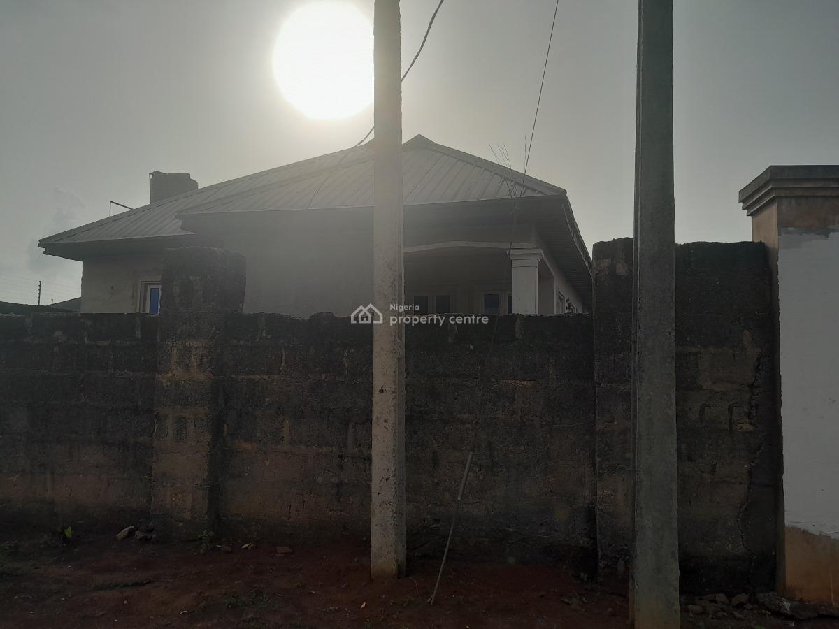 3 Masters Bedrooms Bungalow with Pop Ceiling 120ft By 80ft Land, Aruogba Community, Off Airport Road, Gra, Benin, Oredo, Edo, Terraced Bungalow for Sale